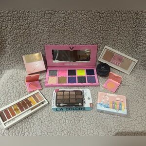 Makeup Bundle, Jeffrey Star, La Colors, Flowers, Savvy Minerals & HipDot